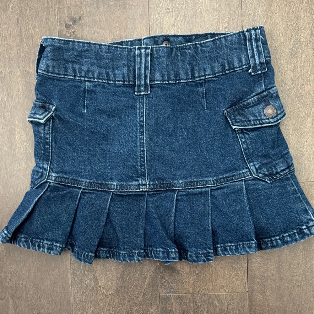 Gap Kids Denim Cargo Pleated Mini Skirt Size 7 Dark Wash Y2K